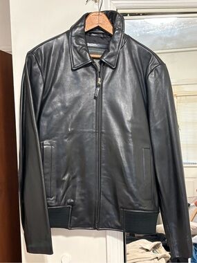 Banana Republic Women Black Leather Zip-Up Bomber Jacket